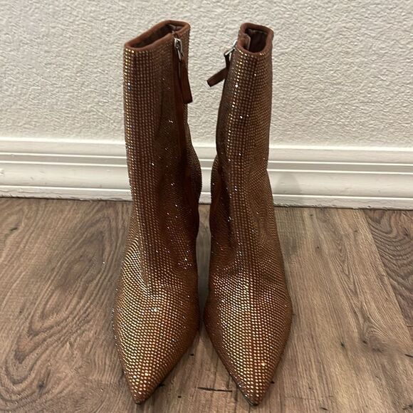 Black suede studio dahlia crystal embellished pointy boots - Picture 6 of 9